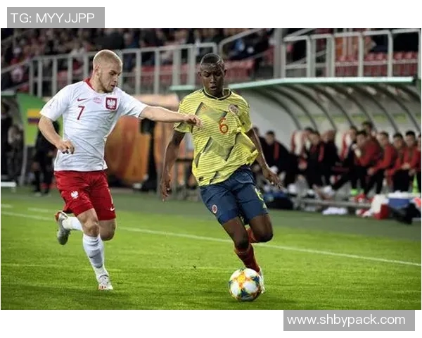 埃及足球队对决哥伦比亚队精彩赛事回顾与分析